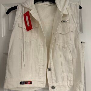 NWT Size M White Jean Vest with detachable hood